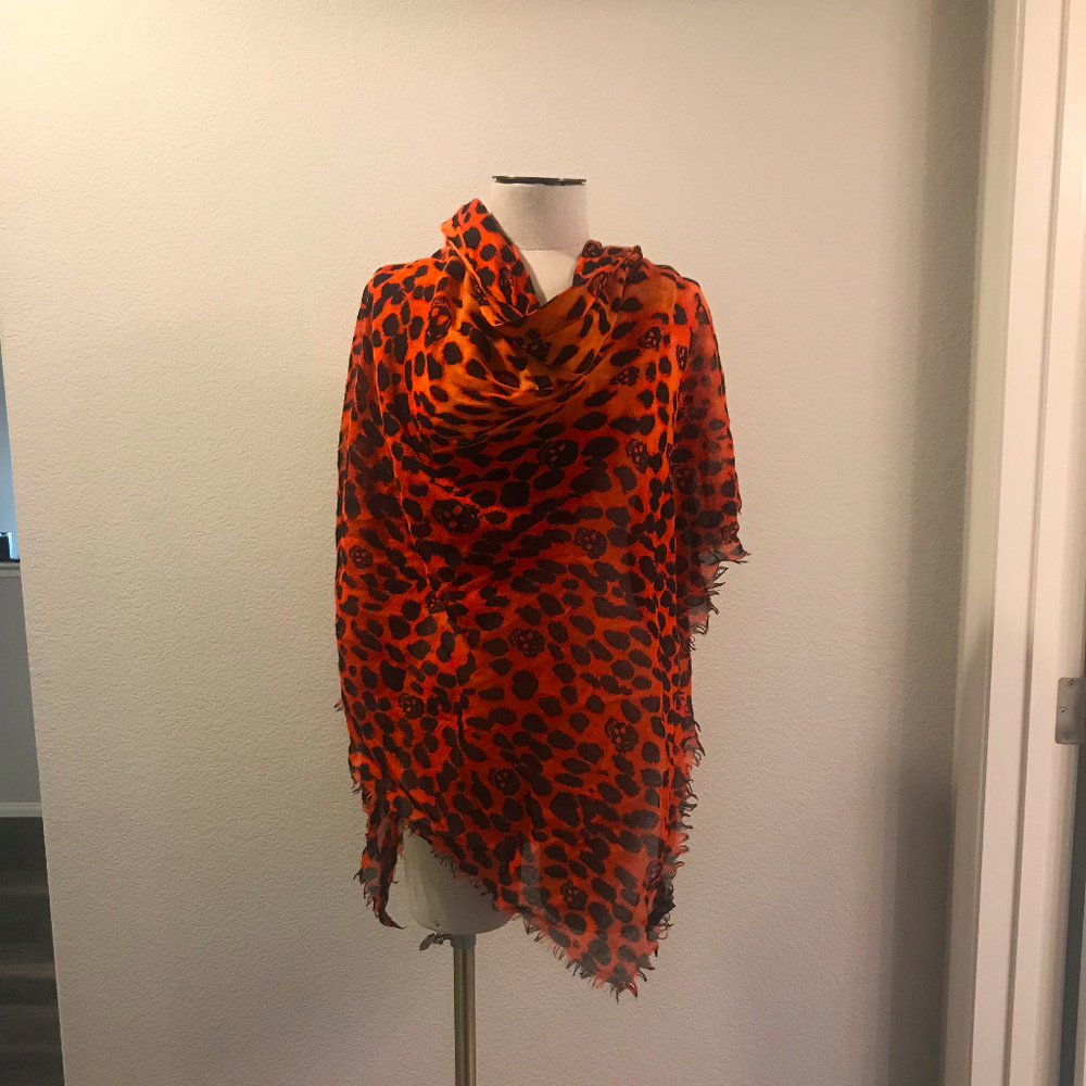 Alexander McQueen Leopard and Skull Print Scarf